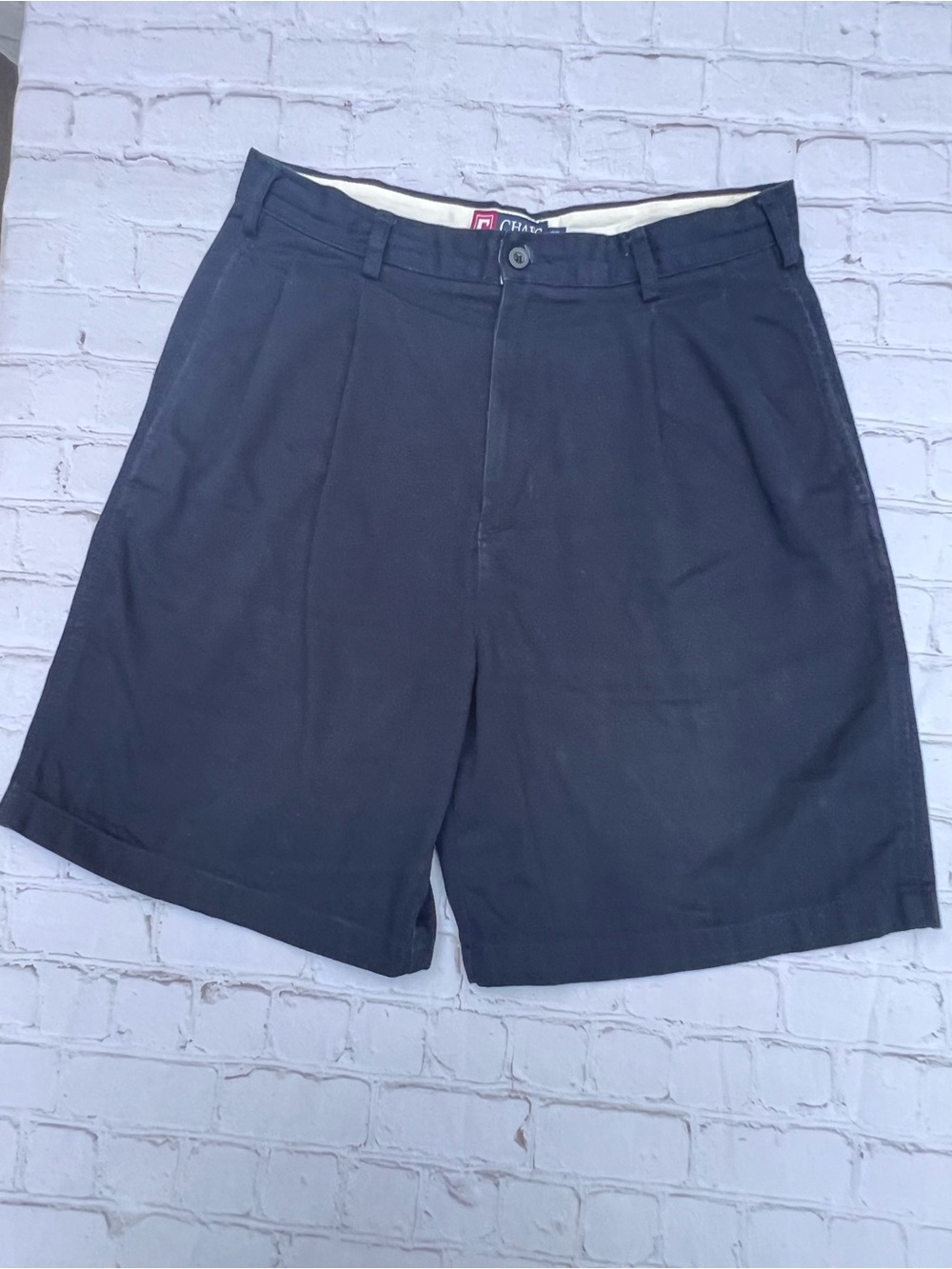 CHAPS Men’s Navy Blue Shorts size 32 Length: 19.5 inches